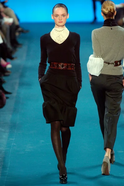 Look 14